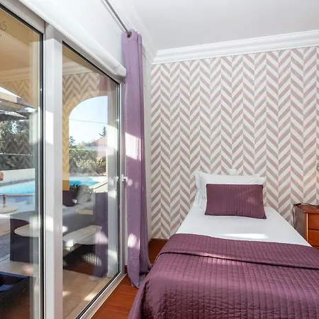 V4 Canelas 4 Quartos Com Piscina Privada 빌라