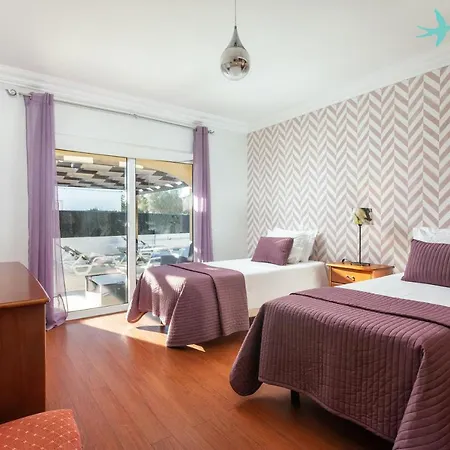 V4 Canelas 4 Quartos Com Piscina Privada Portimao