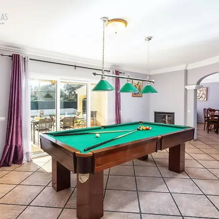 V4 Canelas 4 Quartos Com Piscina Privada Portimao