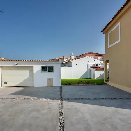 V4 Canelas 4 Quartos Com Piscina Privada * Portimao