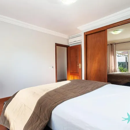 V4 Canelas 4 Quartos Com Piscina Privada Portimao