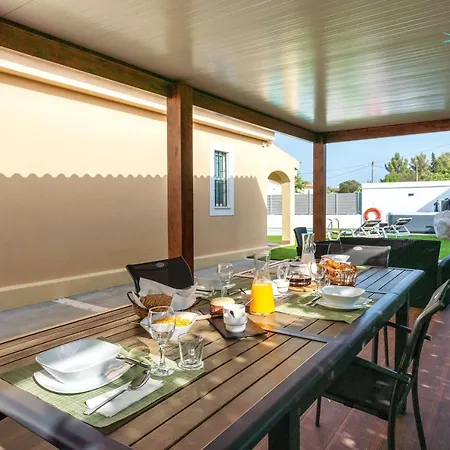 Villa V4 Canelas 4 Quartos Com Piscina Privada